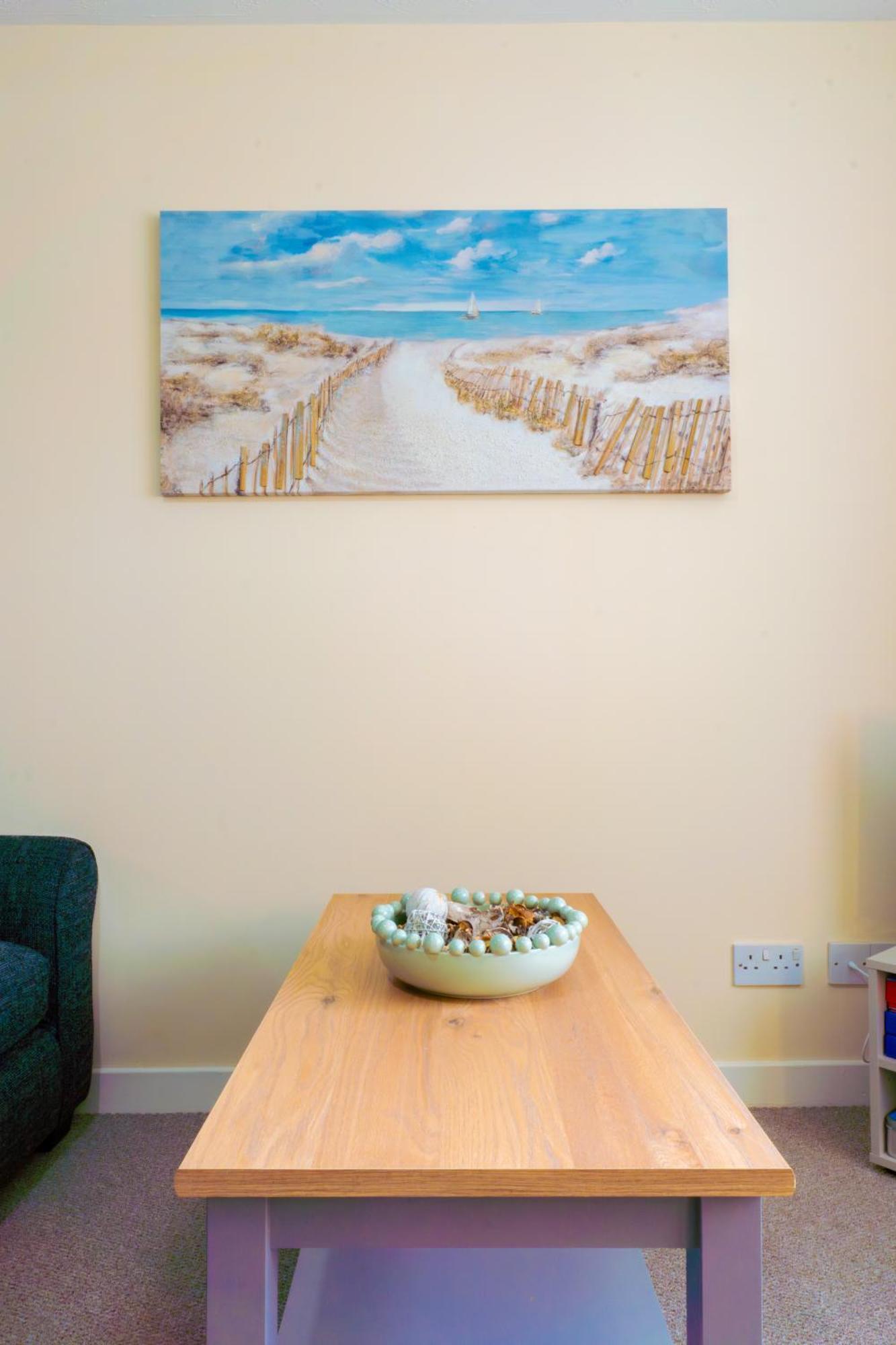 Lovely & Bright 2 Bed Apartment