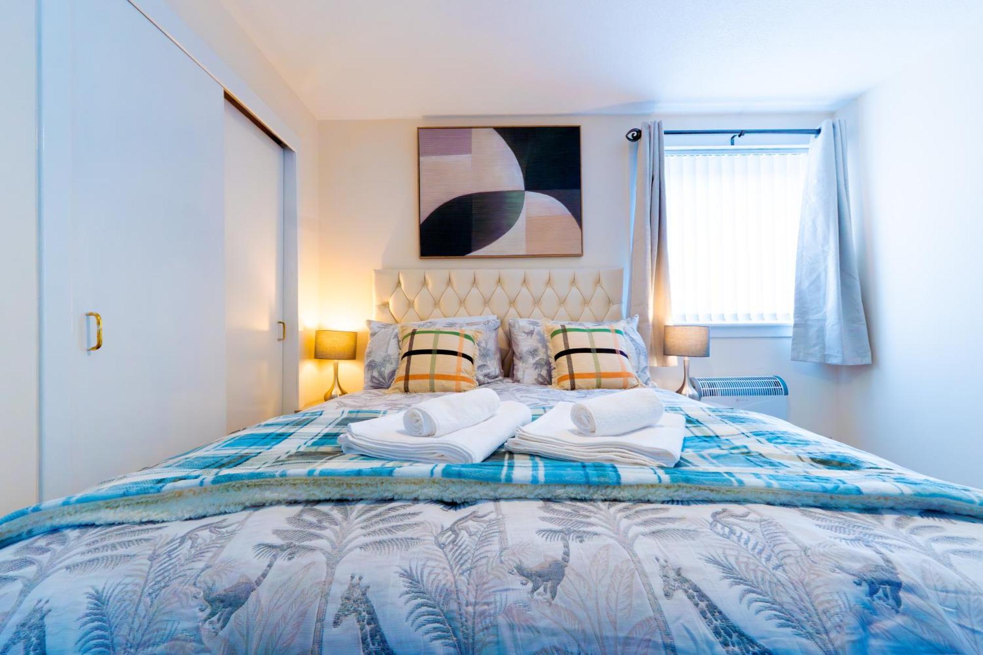 Lovely & Bright 2 Bed Apartment Inverness