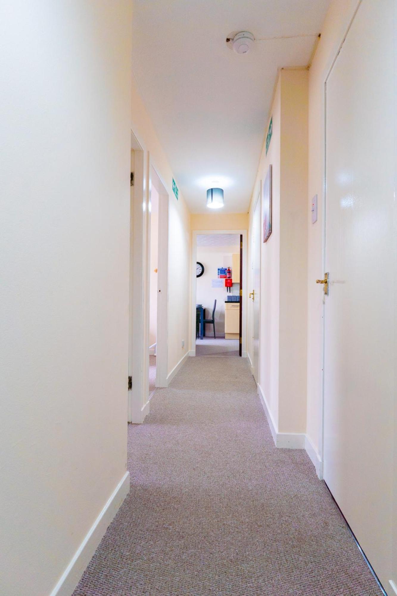 Apartment Lovely & Bright 2 Bed